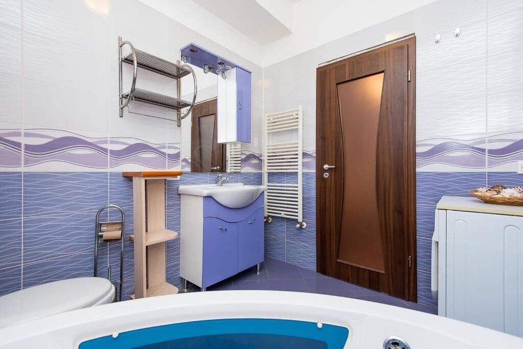 Relaxing Spa Apartment Αράντ Εξωτερικό φωτογραφία